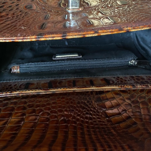 BESSO Brown Alligator Embossed Leather Handbag - Picture 8 of 11